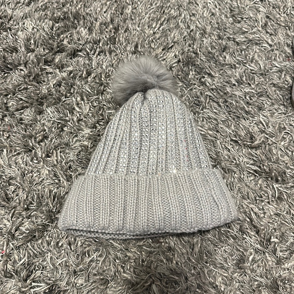 hat - Picture 2 of 2